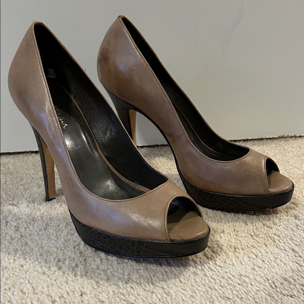 Cole Haan Nikeair cushion Brown Peep-Toe Heels